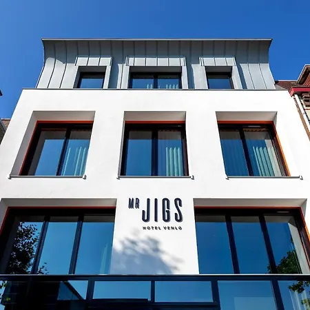 Mr Jigs Hotel 3*